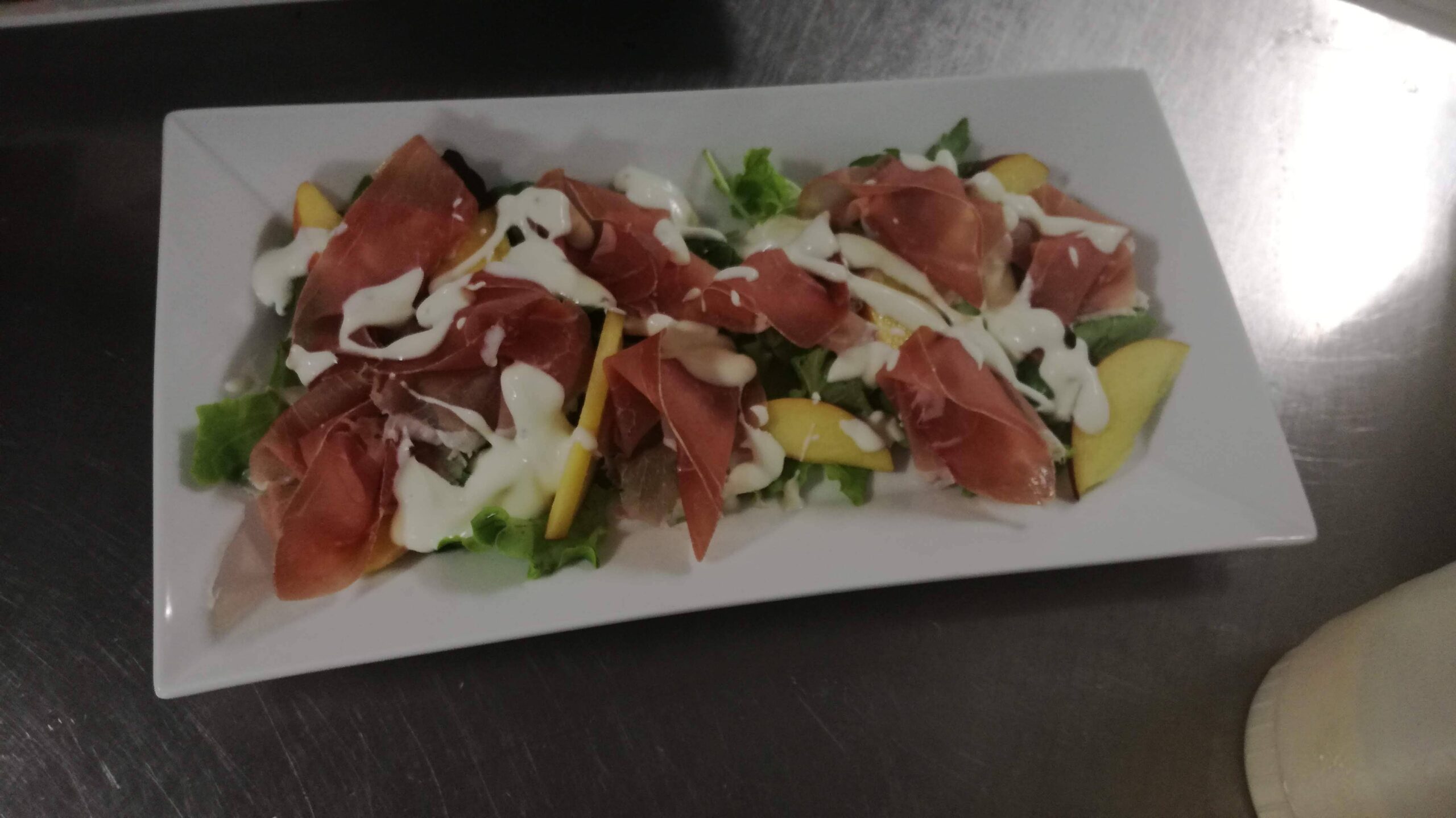 Crudo Pesche e Yogurt