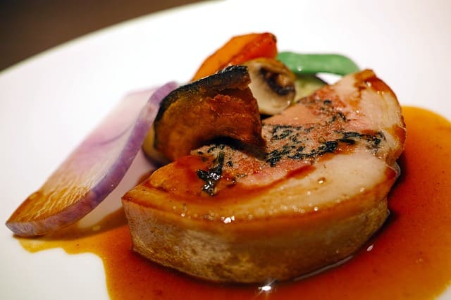foie gras, Ingredienti, alimenti, lista ingredienti, cosa è, come si cuoce, ricette, come si cucina, informazioni nutrizionali, calorie, proteine, grassi, carboidrati,