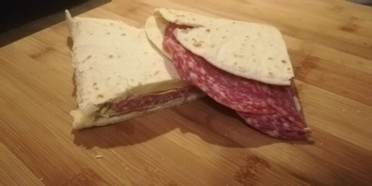 Read more about the article Piadina Salame e Scamorza