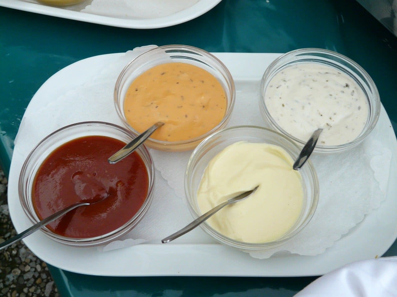maionese, ketchup, senape, salsa rosa, bernese, olandese,