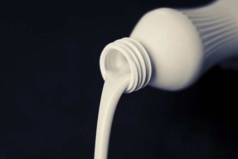 Read more about the article Allerta Alimentare | Problema di Sterilizzazione nelle Bottiglie del Latte